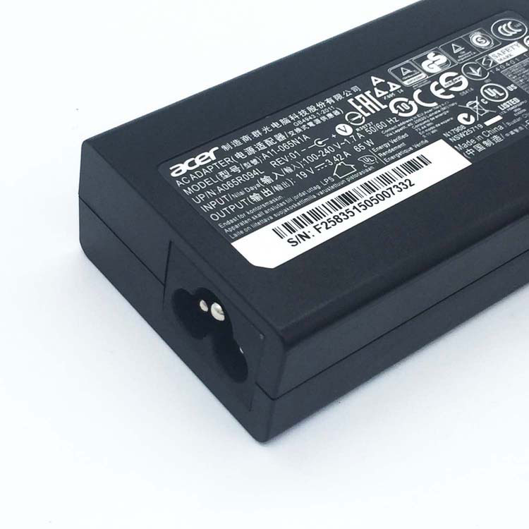 Acer Aspire W700 adaptador