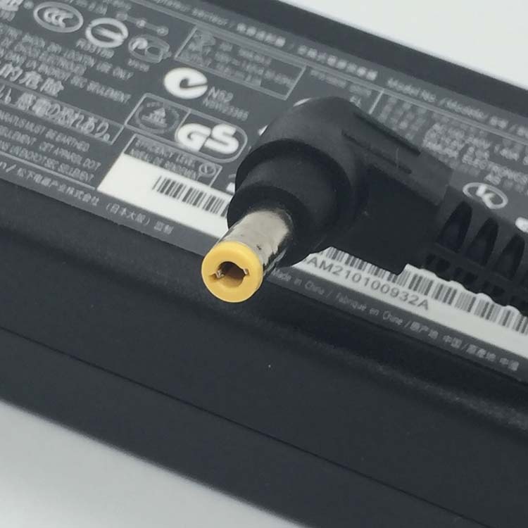 PANASONIC CF-AA1683A adaptador